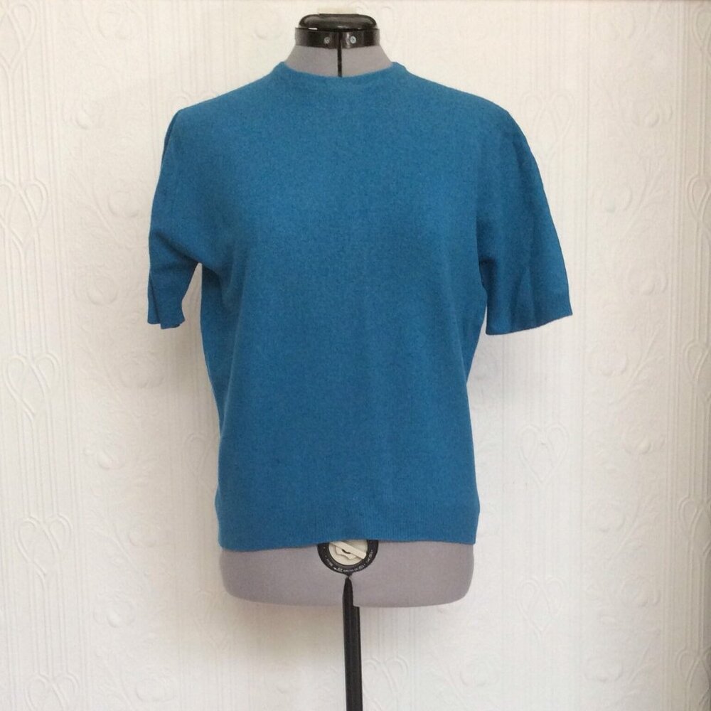 Short sleeves 60's Pringle sweater, lambswool, size 38 bust, knitted top